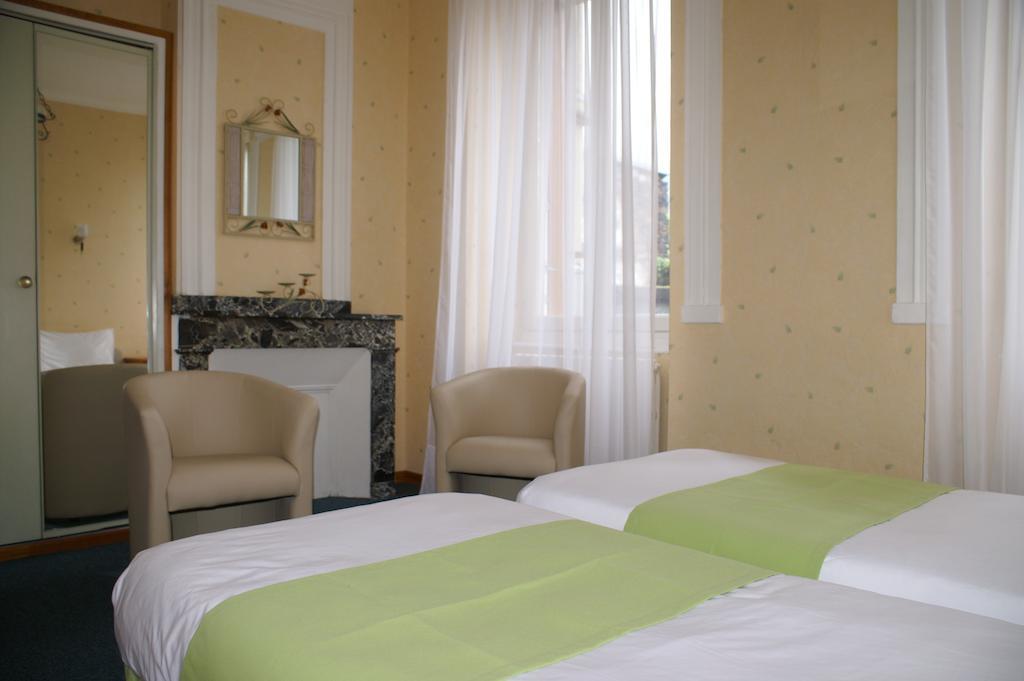 Hotel Celeste Bagnères-de-Luchon 객실 사진