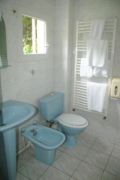 Hotel Celeste Bagnères-de-Luchon 객실 사진